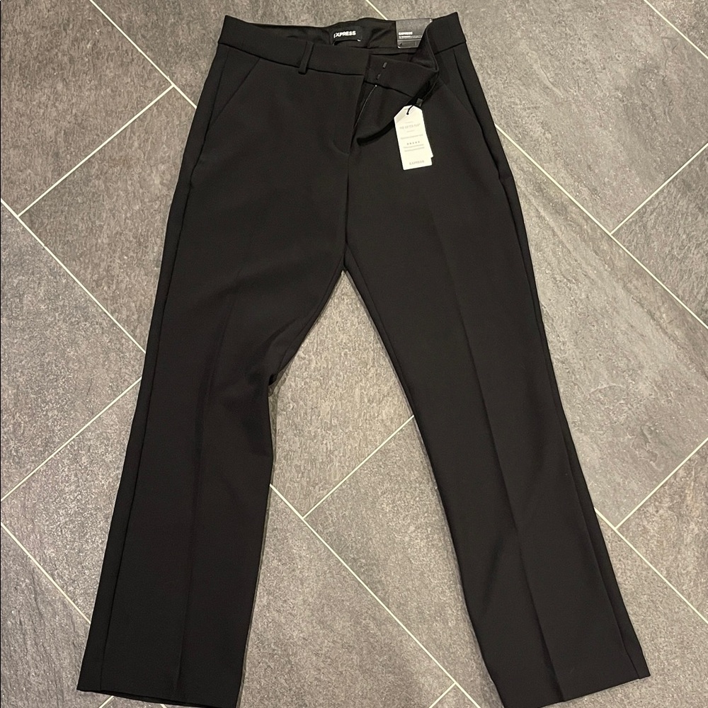 NWT EXPRESS WOMENS EDITOR BOOT LOW RISE SIZE 6S BLACK WORK PANTS